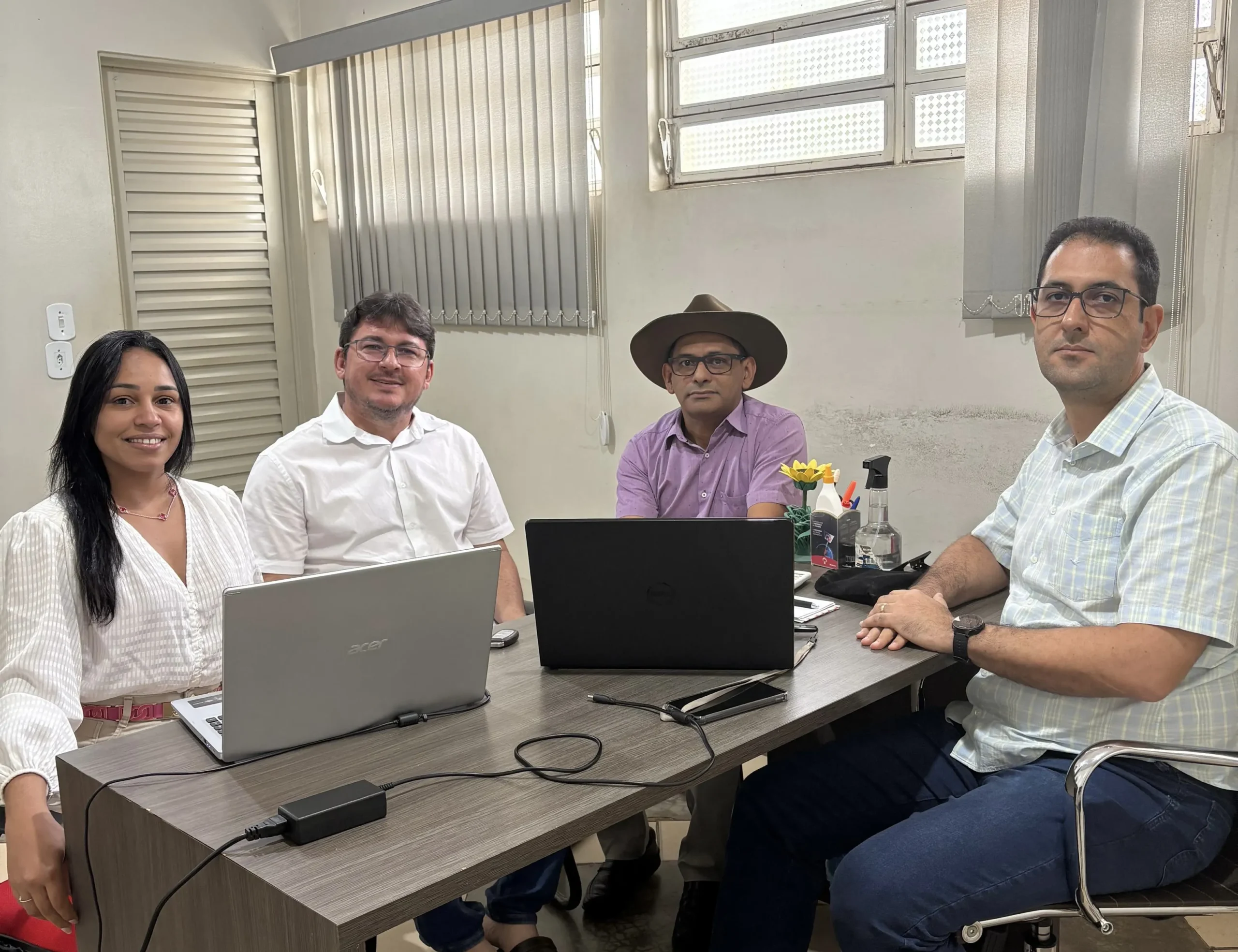 Reunião na Prefeitura de Ipiranga do Piauí trata sobre elaboração de Projetos de Leis voltados a Políticas Públicas Municipais
