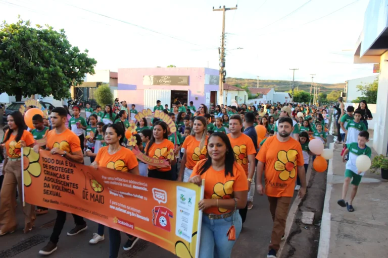 Prefeitura de Geminiano realiza caminhada de encerramento da campanha de combate ao abuso e exploração sexual de crianças e adolescentes