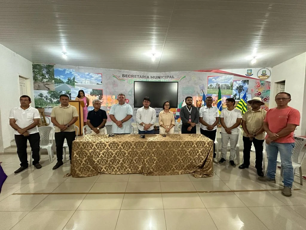 Ipiranga do Piauí celebra primeira edição do Dia Municipal da Agricultura Familiar com entrega de máquinas, mapa produtivo e homenagens a agricultores
