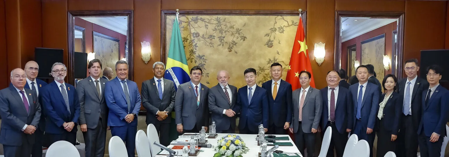Ao lado de Lula, Rafael Fonteles destaca potencial do Piauí para investimentos e propõe estreitar laços comerciais com a China