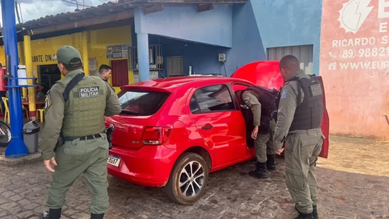 Homem é detido após ameaçar policial em Bocaina