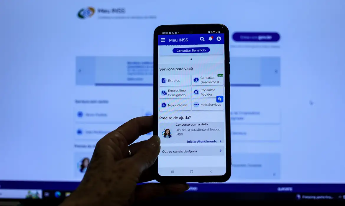 INSS estima iniciar ressarcimento de aposentados no dia 24 de julho