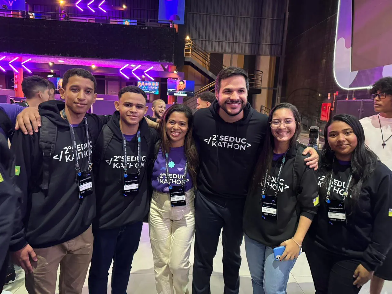 Alunos do CETI Álvaro Rodrigues, de Itainópolis, ganham competição que dá direito a intercâmbio internacional