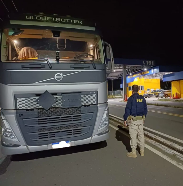 Caminhoneiro é preso por dirigir sob influência de drogas em Valença do Piauí
