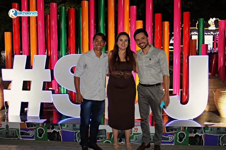 Deputada Bárbara do Firmino prestigia a 42ª Semana Cultural da Juventude em Ipiranga do Piauí