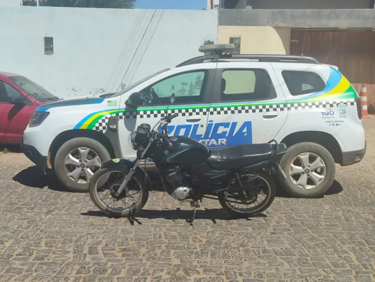 Polícia Militar apreende motocicleta e conduz jovem por direção perigosa e falta de habilitação em Paulistana