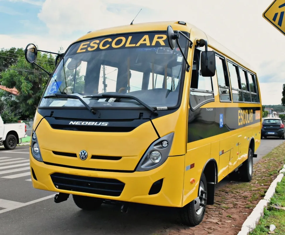 Santo Antônio de Lisboa adquire três novos ônibus e reforça o transporte escolar
