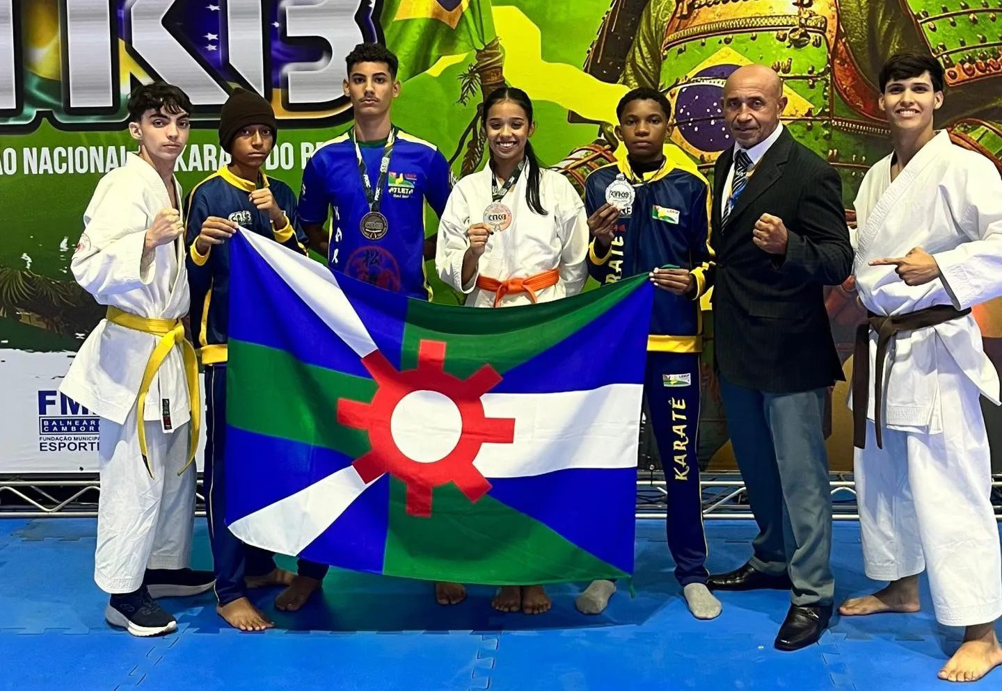 Alunos do Cívico Militar conquistam medalhas de prata e bronze na Copa do Brasil de Karatê