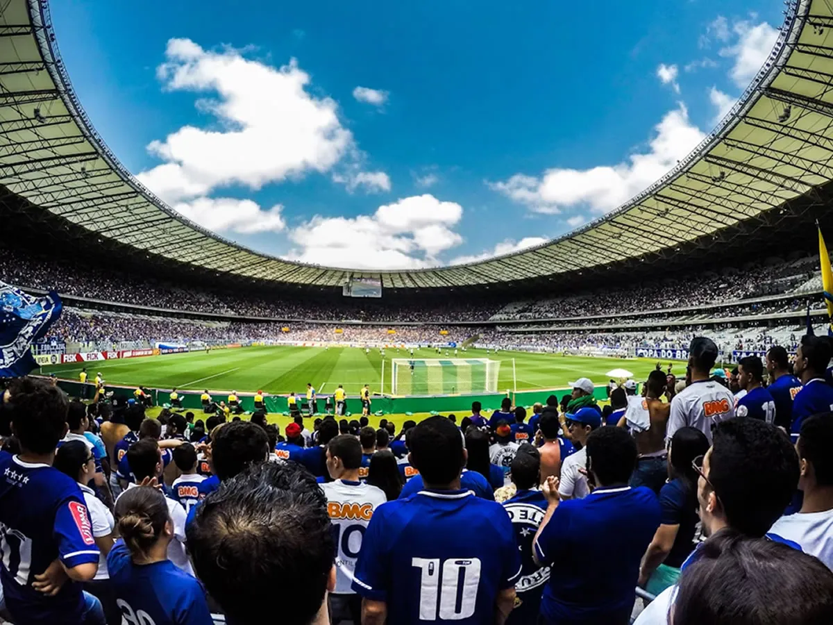 Quem está na liderança das apostas para o Brasileirão 2025: Flamengo, Palmeiras ou São Paulo?