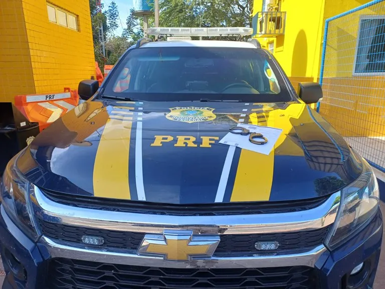 Em Picos, PRF apreende documento falso durante fiscalização na BR 316