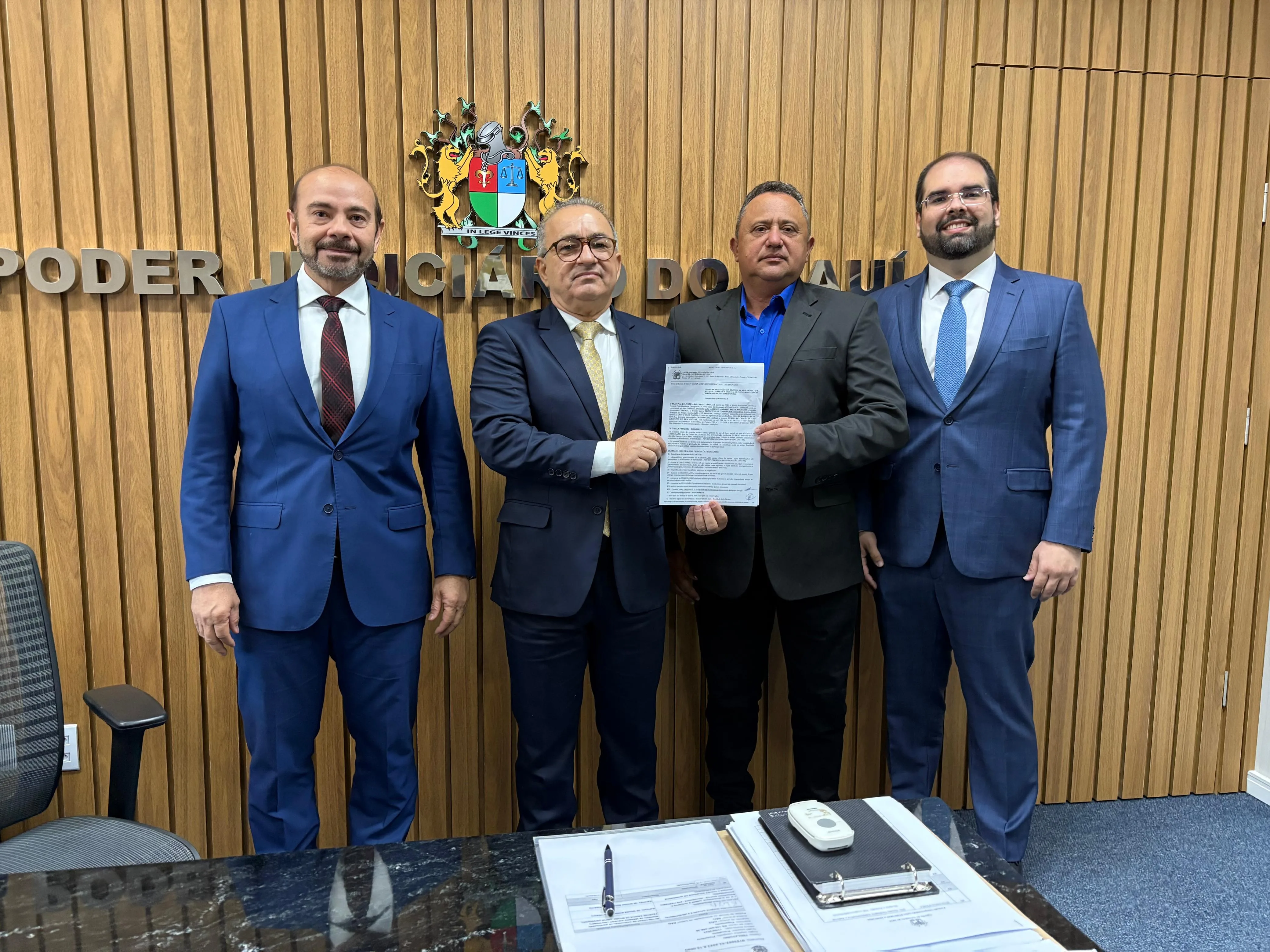 Itainópolis e TJ/PI firmam termo de cooperação para cessão de prédio do antigo fórum