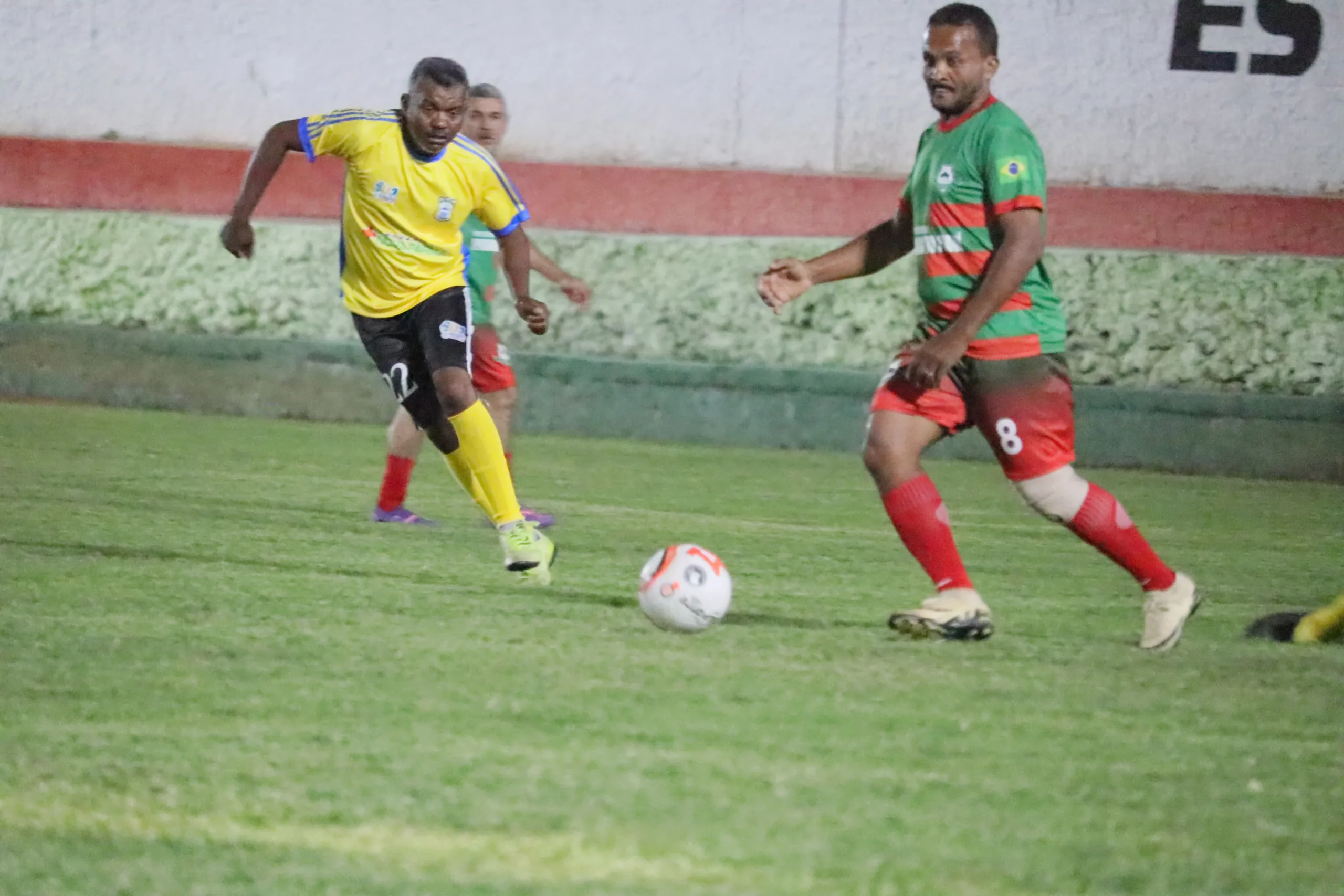 Goleadas marcam abertura da 2ª Copa Regional de Futebol Master em Ipiranga do PI