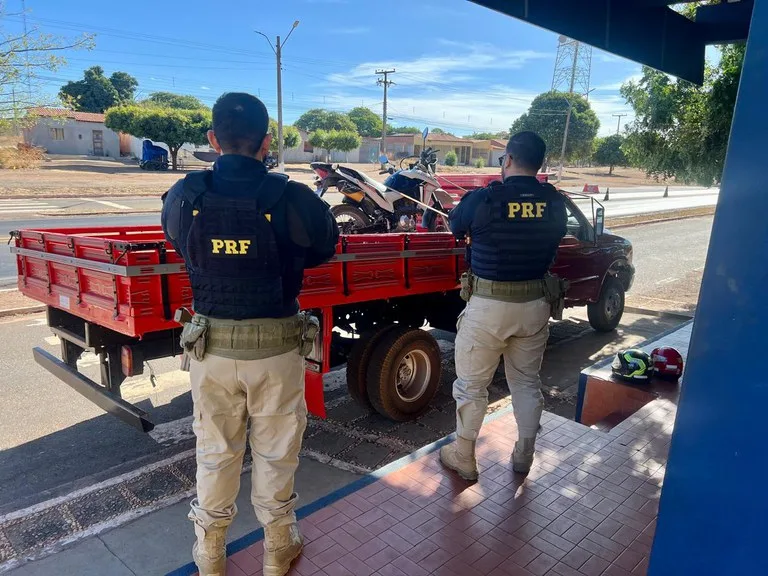 Moto roubada em Pernambuco é recuperada pela PRF em Picos
