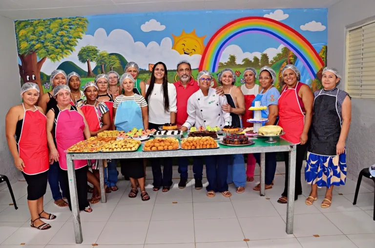 Prefeitura encerra curso de doces e salgados e destaca importância do empreendedorismo feminino em Santo Antônio de Lisboa