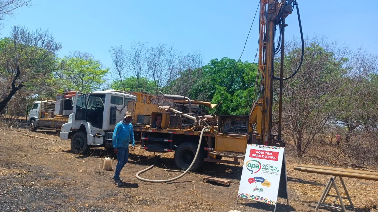 Obras de implantação de Sistemas Simples de Abastecimento de Água iniciam em Picos e Floriano