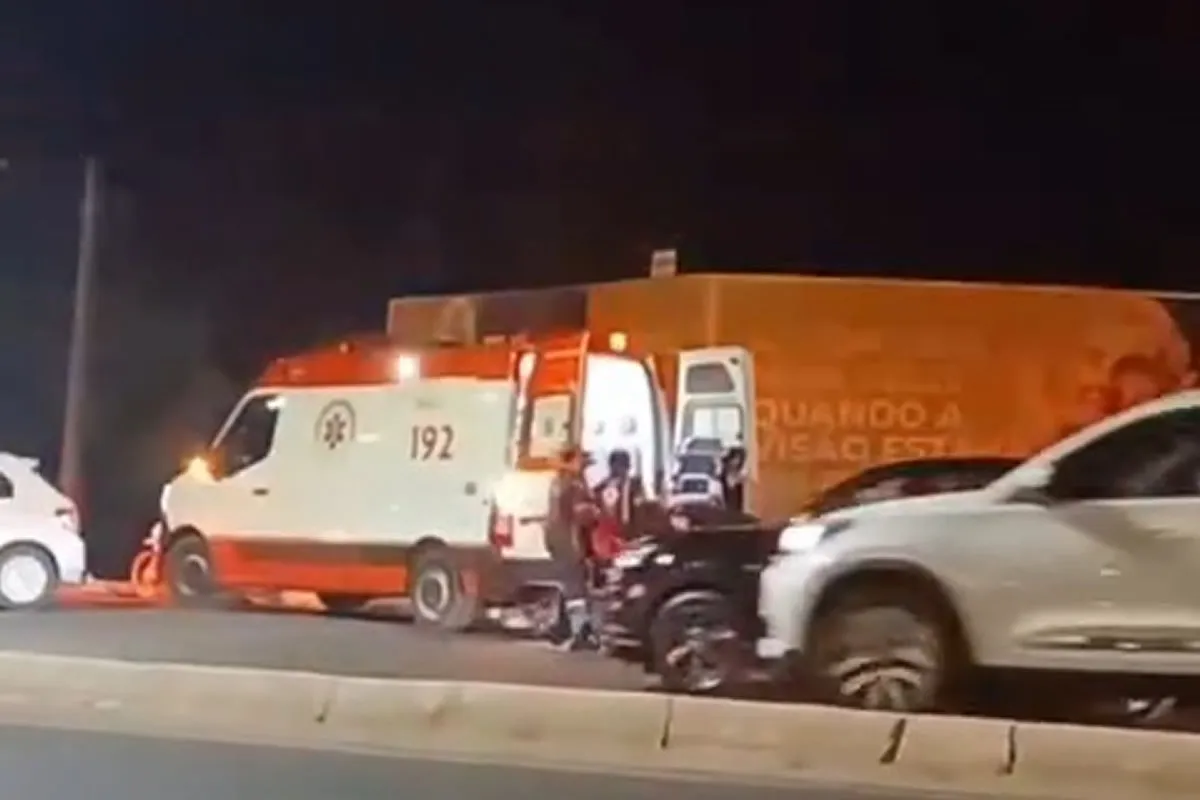 Mulher é atropelada na BR-316, próximo ao R Carvalho, no bairro Boa Sorte, em Picos