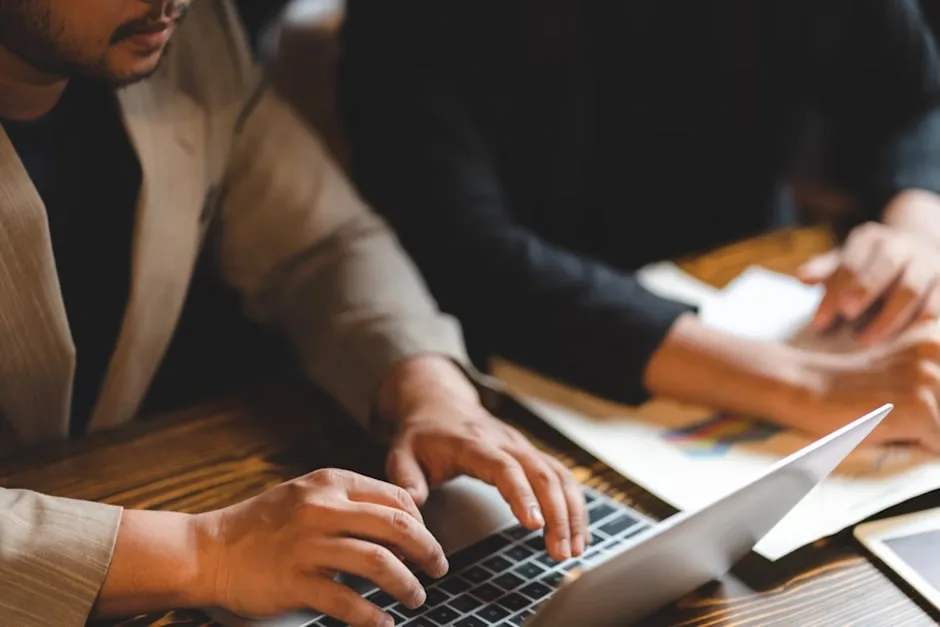 O que avaliar antes de escolher um site parceiro para sua loja digital