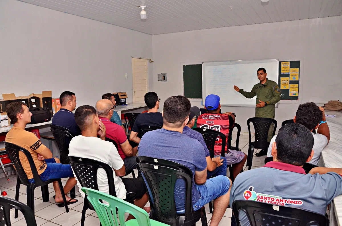 Prefeitura de Santo Antônio de Lisboa realiza Treinamento de Segurança para servidores em parceria com a Polícia Militar