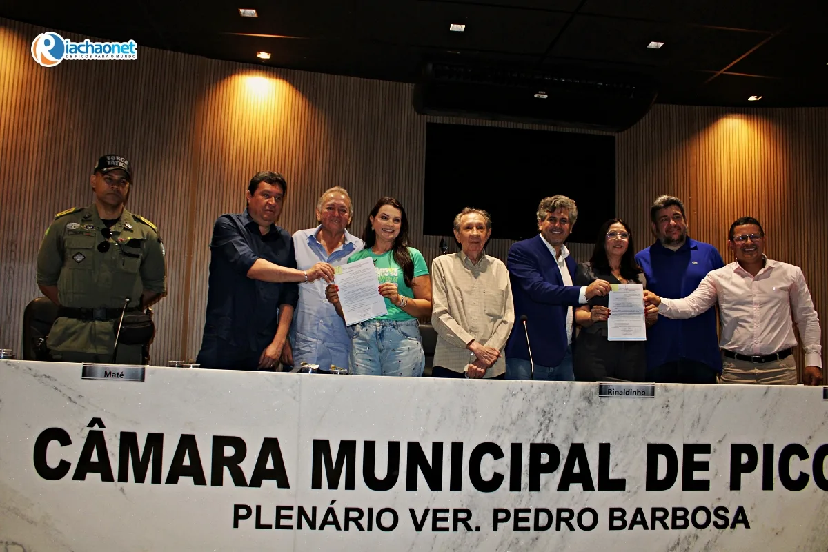 Prefeito de Picos, Dr. Pablo Santos, empossa novos secretários municipais da Proteção e Defesa Animal e da Juventude