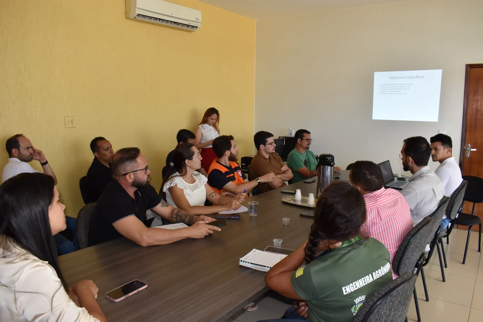 Prefeitura de Picos inicia ações de desassoreamento e limpeza do Rio Guaribas