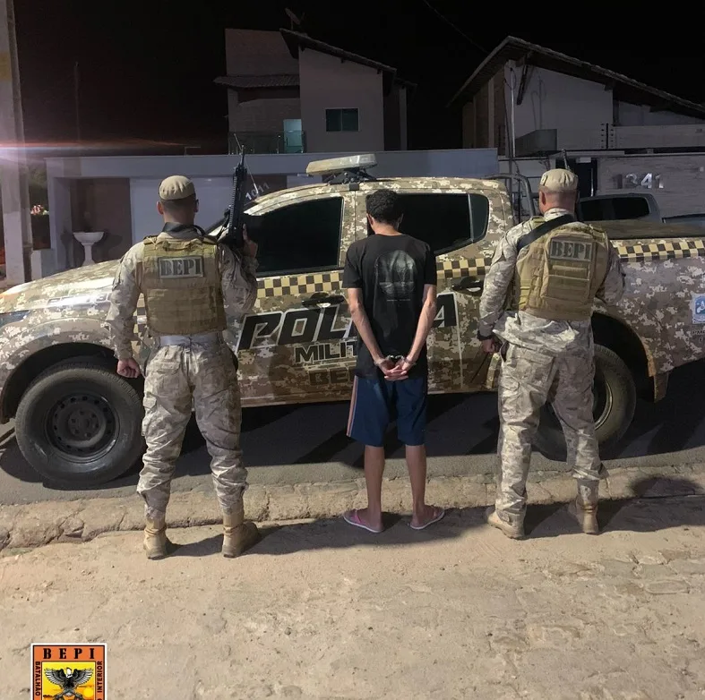 Homem é preso em posse de drogas durante operação do BEPI em Picos