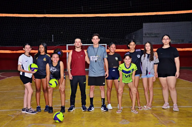 Prefeitura de Santo Antônio de Lisboa inicia aulas da Escolinha de Vôlei
