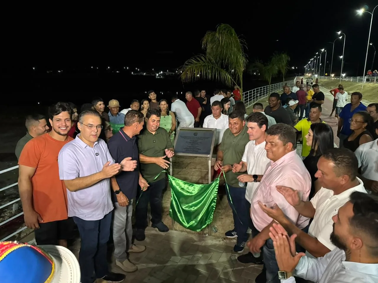 Deputado Severo Eulálio participa dos 46 anos de Dirceu Arcoverde e destaca entrega da nova Orla Municipal