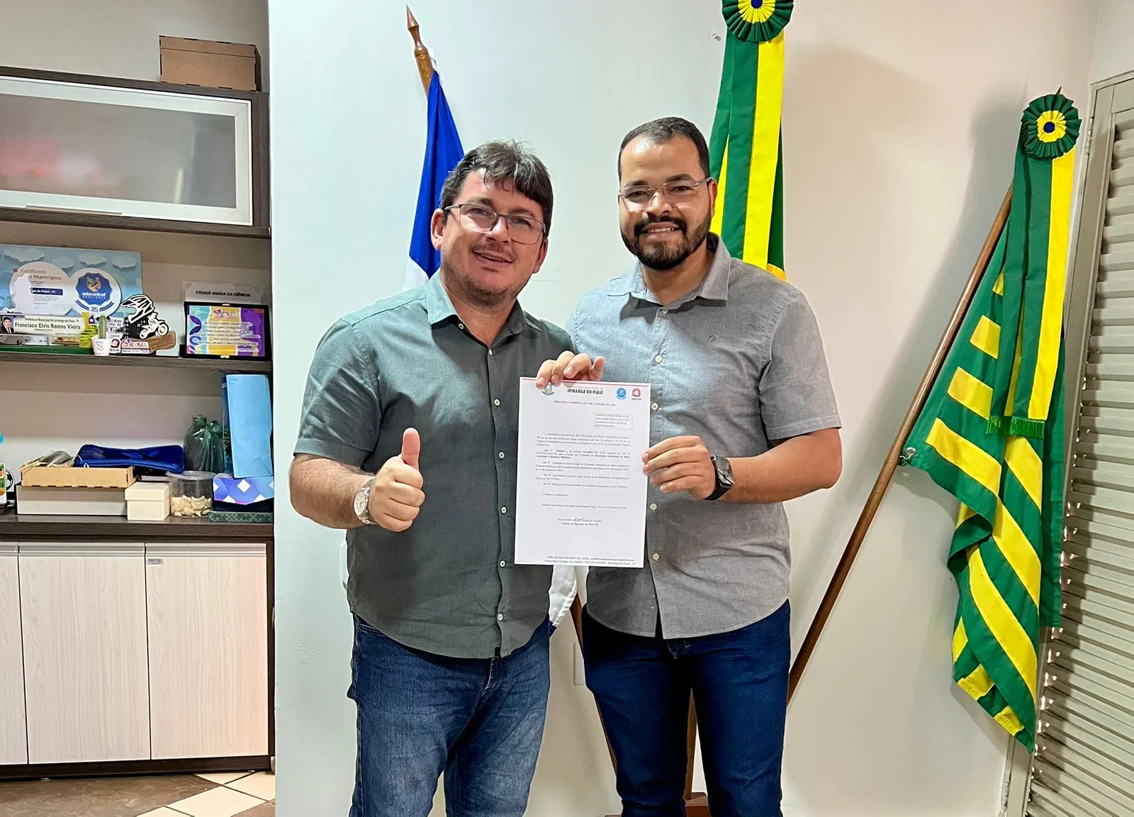 Prefeito Elvis Ramos empossa novo secretário de Meio Ambiente e Recursos Hídricos de Ipiranga do Piauí