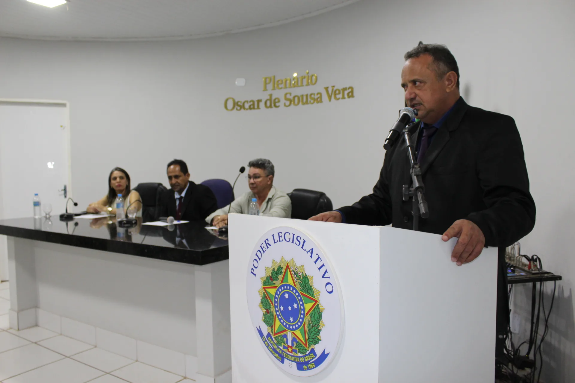 Prefeito Miguel Rodrigues apresenta balanço de 2025 e metas para 2026 na abertura do Ano Legislativo em Itainópolis