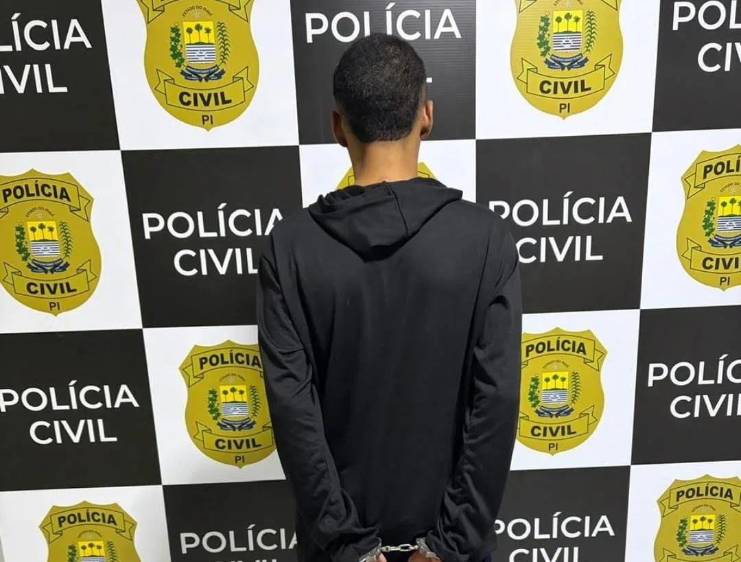 Jovem é preso suspeito de envolvimento no assassinato do cantor Vicente Barão em Picos