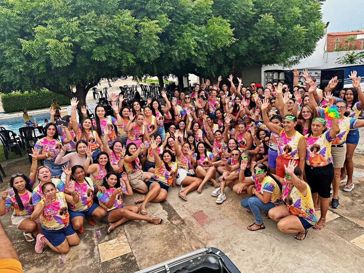 Bloco “Não é Não” reúne 150 mulheres em ato de conscientização e celebração em Santo Antônio de Lisboa