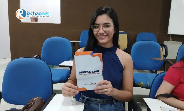 Coordenadora da Defesa Civil de Geminiano participa de capacitação sobre gestão de riscos e desastres