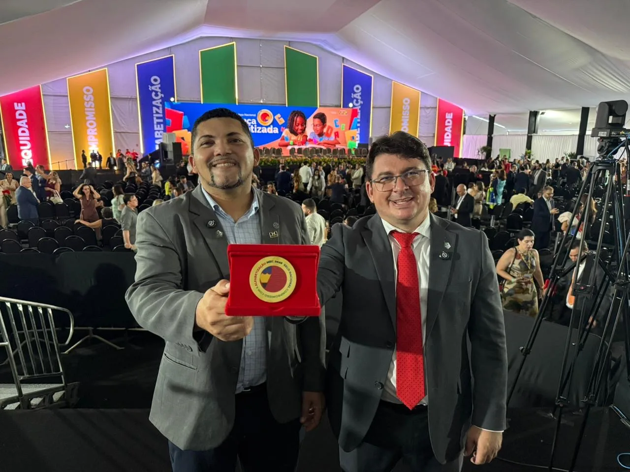 Ipiranga do Piauí conquista, pelo segundo ano consecutivo, o Selo Ouro do Compromisso Nacional Criança Alfabetizada