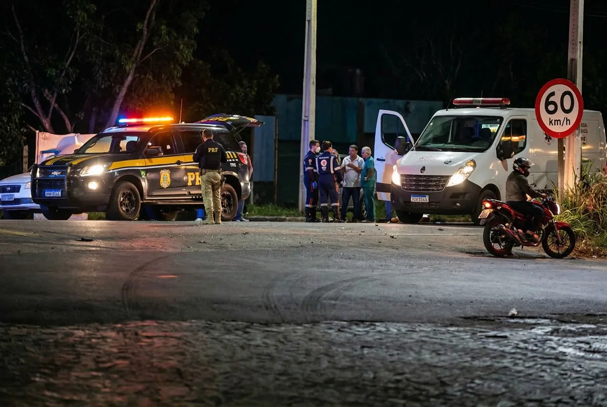 Acidente envolvendo motocicleta e animal é registrado em frente ao Posto Papai Noel, em Picos