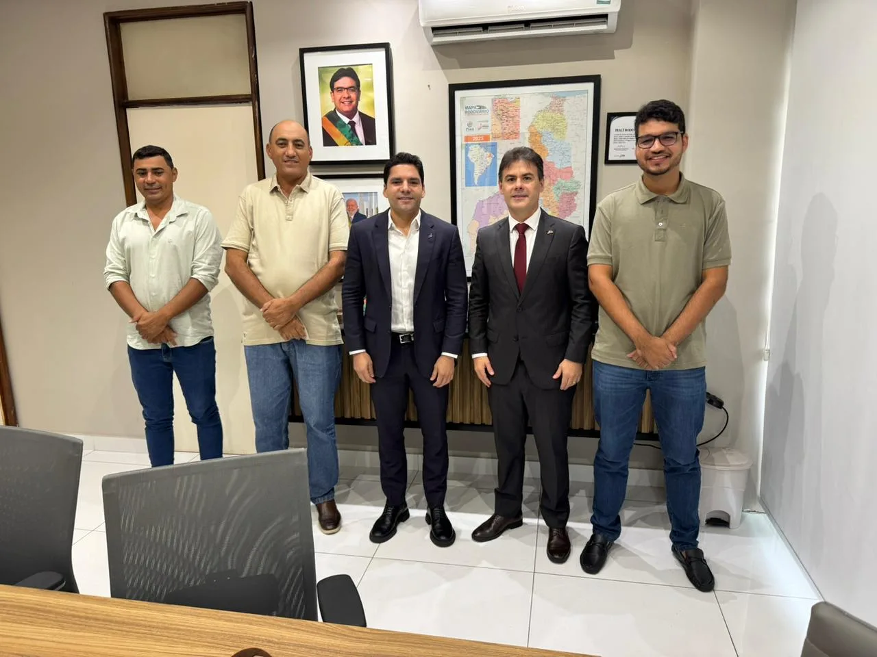 Severo Eulálio articula melhorias em rodovias para Curral Novo do Piauí