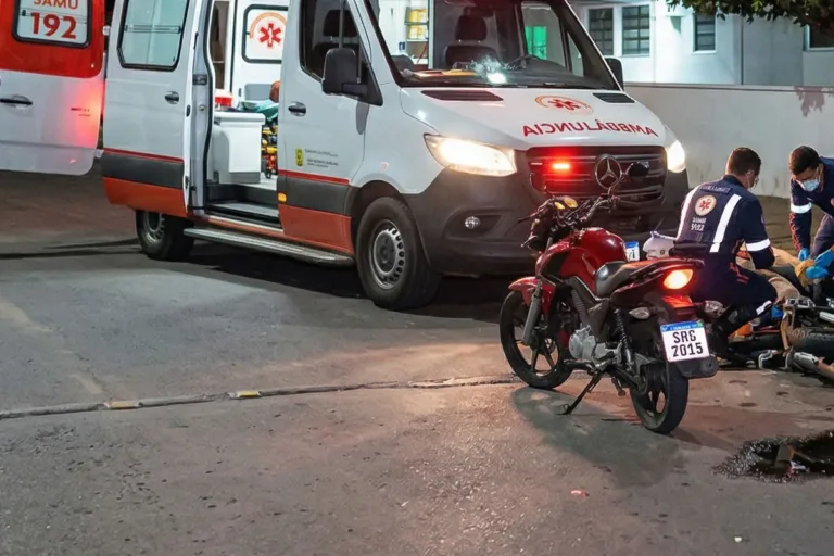Motociclista morre após colisão com carro no Centro de Picos; veja vídeo!