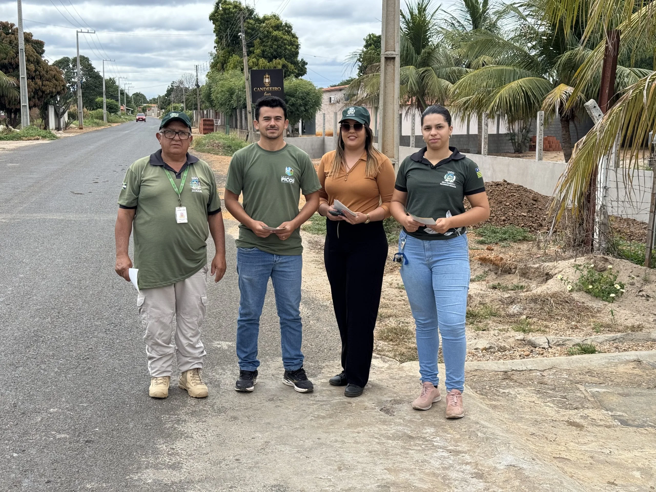 SEMAM realiza campanhas educativas sobre poluição em bairros de Picos