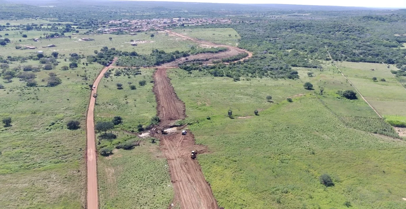 Geminiano em Obras: Prefeitura intensifica recuperação de estradas e avança com asfaltamento do Muquém