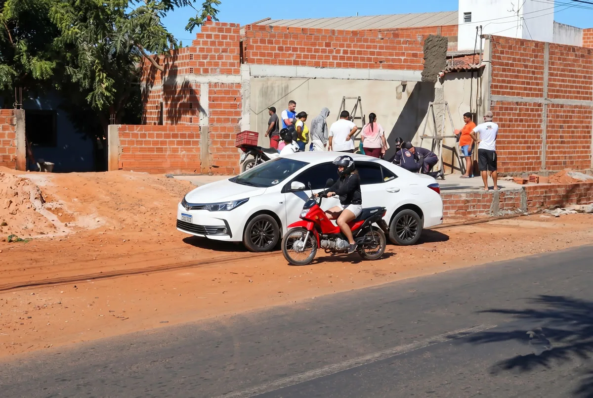 Trabalhador fica ferido após queda de andaime durante obra em Picos