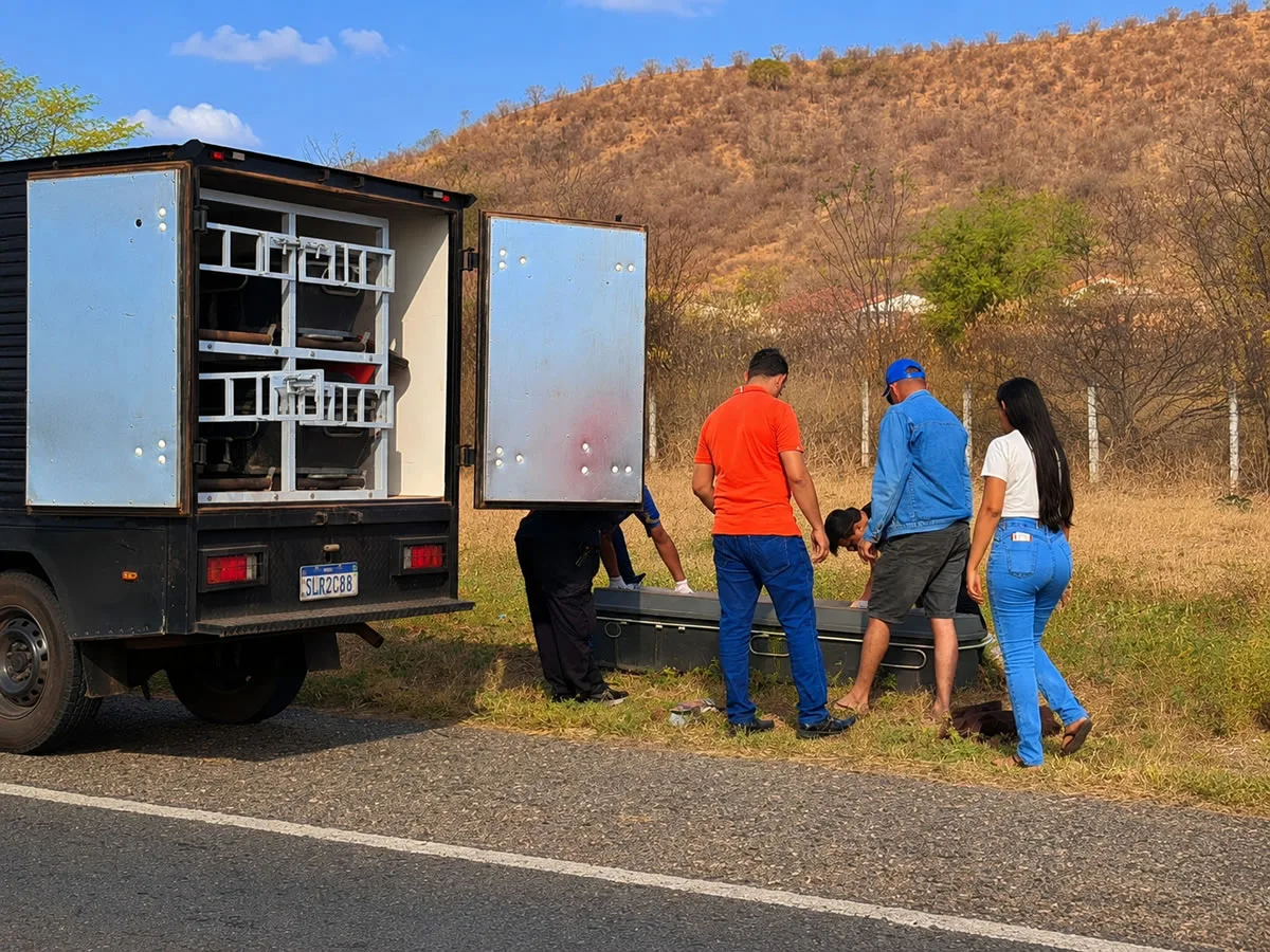 Pedreiro é morto a tiros às margens da BR-230, em Fronteiras