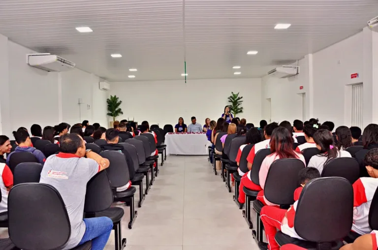Prefeitura de Santo Antônio de Lisboa promove “Entre Elas – Café, Conversa &amp; Coragem” em alusão ao Agosto Lilás
