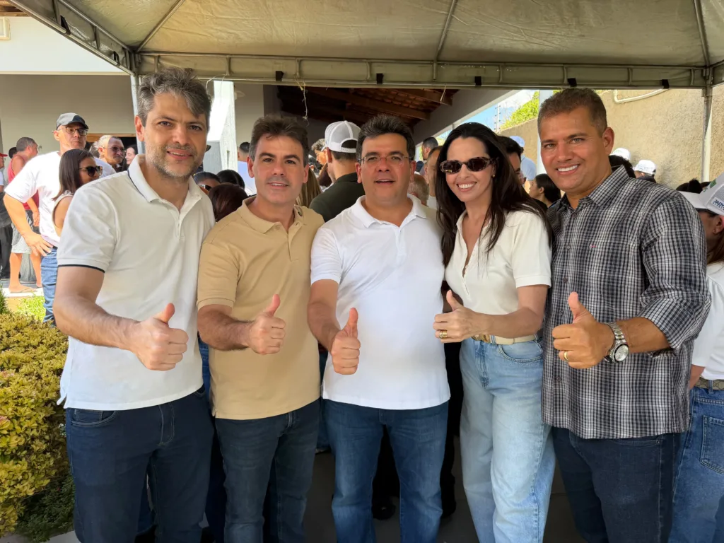 Severo Eulálio acompanha ações de infraestrutura e dialoga com lideranças em Santa Cruz do Piauí