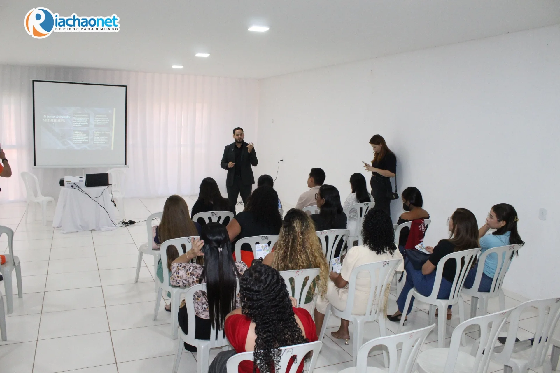 Conecta Empreendedor reúne especialistas e fortalece apoio a pequenos negócios em Geminiano