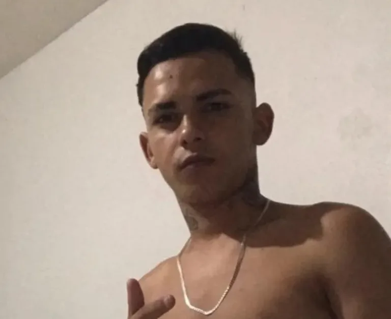 Jovem é morto a tiros e outros dois ficam feridos em bar no Parque de Exposição em Picos; suspeito é preso
