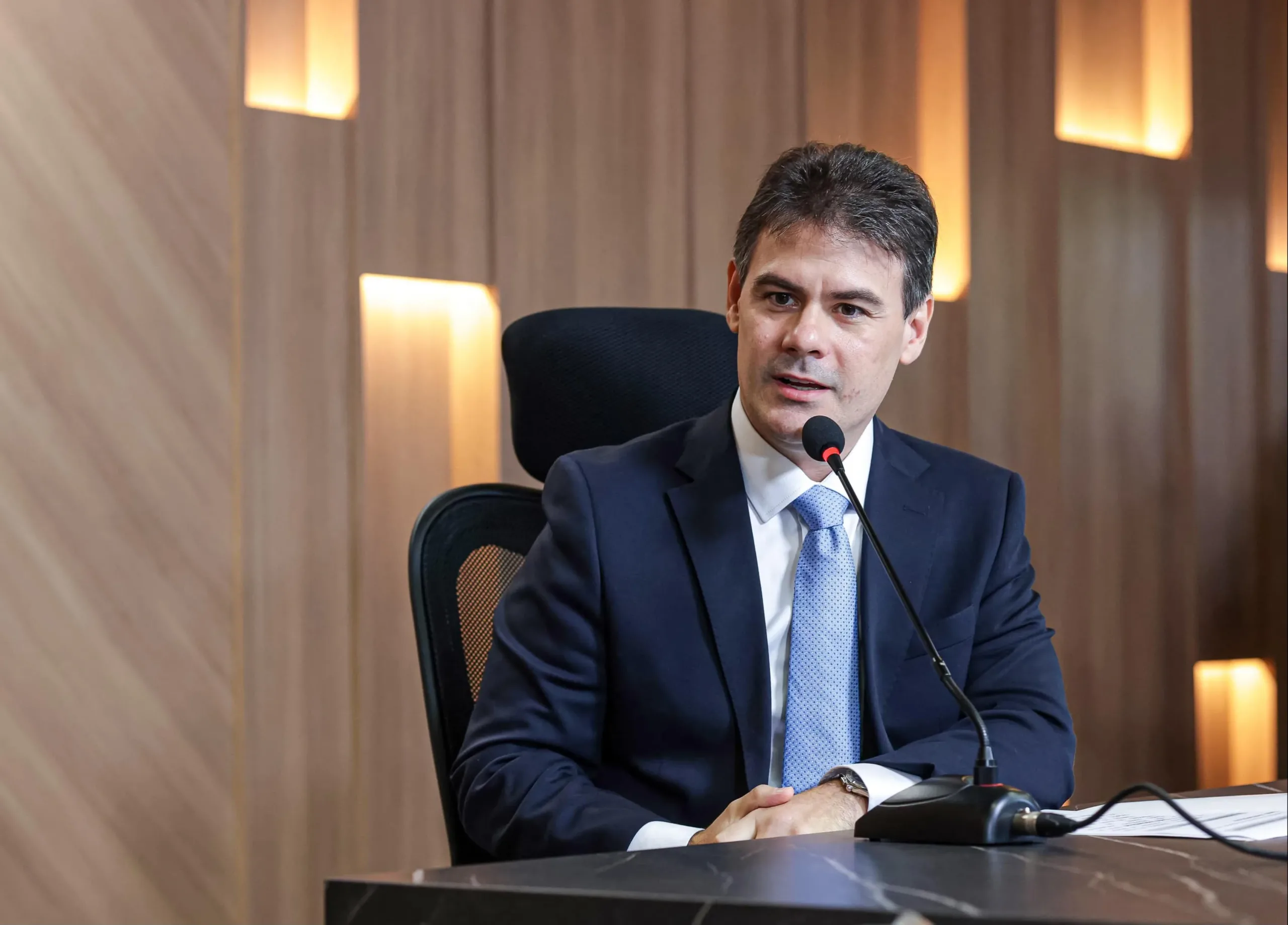 Severo Eulálio propõe ampliar tempo de gratuidade em estacionamentos para pessoas com deficiência